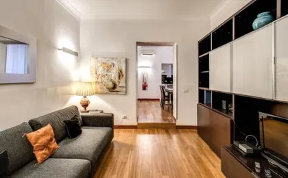 Holiday Apartment Bernini Near The Trevi Fountain - 4 Bedroom