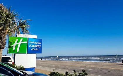 Holiday Inn Express & Suites Galveston West-Seawall by IHG