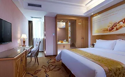 Vienna Hotel Guangzhou Panyu Changlong Jinjiang Avenue