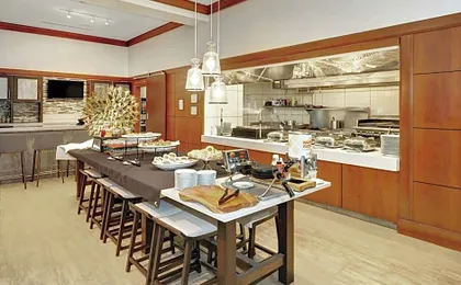 Hilton Garden Inn Chicago North Shore/Evanston