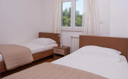 Deluxe Apartment with Private Pool - 100m From the Sea