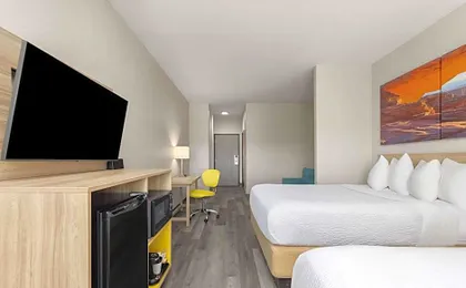 Days Inn & Suites by Wyndham Tucson/Marana