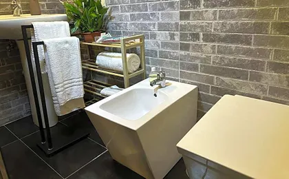 Candia Rooms