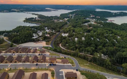 A Birds Eye Bridge View - 5 BDR w/ Private Hot Tub