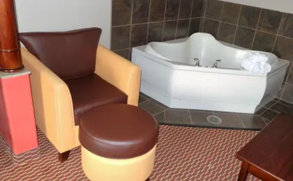 Red Roof Inn & Suites Detroit - Melvindale