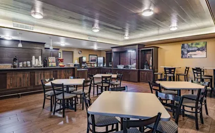 Hawthorn Suites By Wyndham Dickinson