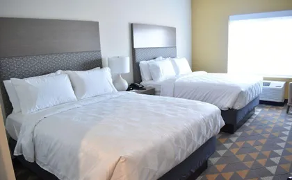 Holiday Inn Kansas City - Northeast by IHG