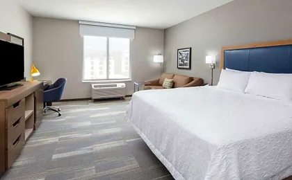 Hampton Inn & Suites San Diego Liberty Station