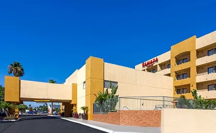 Ramada Plaza by Wyndham Garden Grove/Anaheim South
