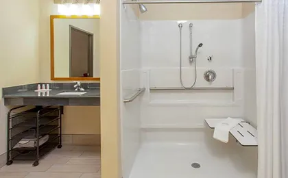 Baymont by Wyndham Grand Forks