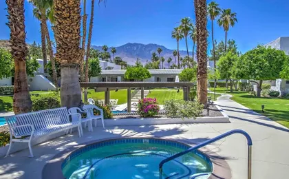 5 Mi to Dtwn! Extended-stay Palm Springs Condo