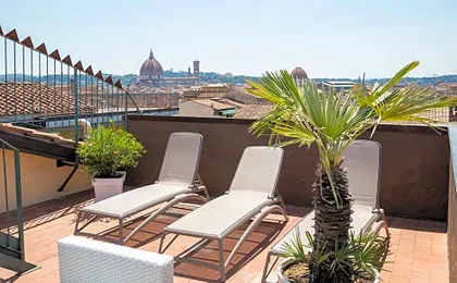Plus Florence Hotel & Hostel