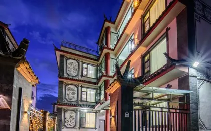 Yuyue · Seeking seclusionTranquil Resort Projection Luxury and Beautiful Accommodation
