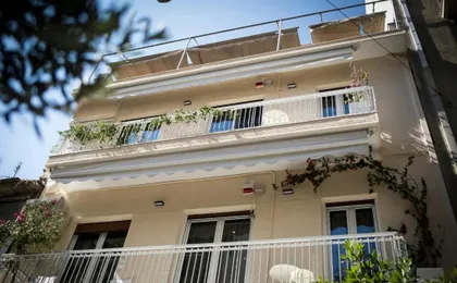 Acropolis Museum - Modern Living [I]