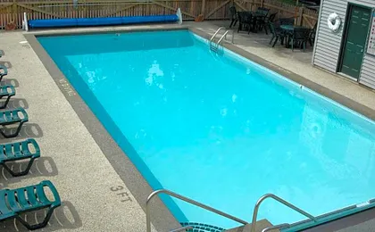 Viking Arms Inn - Ludington