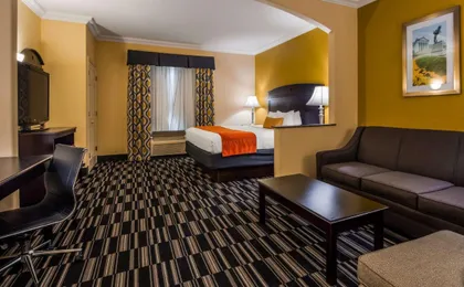Best Western Plus Barsana Hotel & Suites
