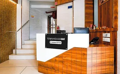 Townhouse Oak Vashi