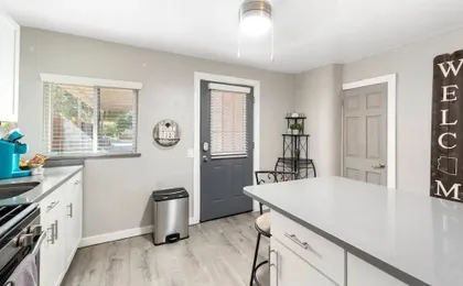 Central Phoenix Casita Unit B