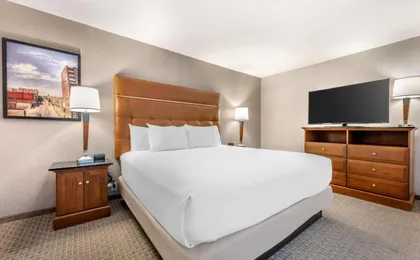 Drury Inn & Suites Champaign
