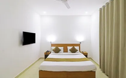 Mauryan Elite Hotel Chhatarpur Metro Station
