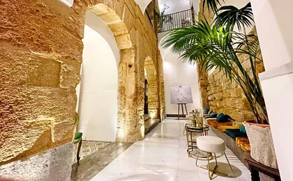 Palazzo del Poeta - Dimora Contemporanea