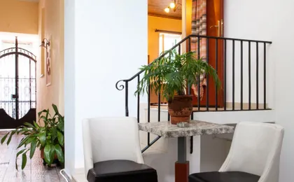 Psyri Neoclassical House W/Yard