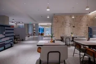 Home Inns - Shanghai Waigaoqiao Free Trade Zone Huashan Road Branch