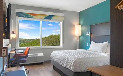 Tru by Hilton Cartersville