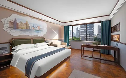 Nostalgia S Hotel (Shanghai Railway Station）