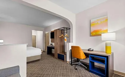 Comfort Suites Denver North - Westminster
