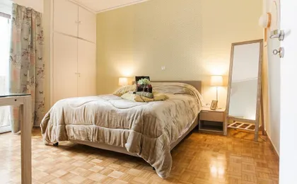 Big Central Metro Station Apartment 1
