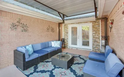 5 Mi to Cedar Hill SP & Joe Pool Lake: Family Home