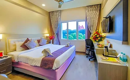 Tara Comfort Hotel - Ramoji Film City