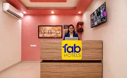 FabHotel Aqueens Plaza - Near Jawahar Circle, Patrika Gate