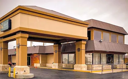 Quality Inn & Suites Airport