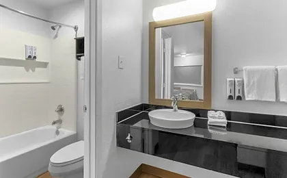 Red Roof Inn Houston - Jersey Village
