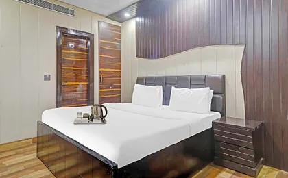 Hotel O Bhavya Residency