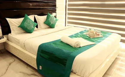 Oyo 1483 Hotel Hiland Inn (Adults only)