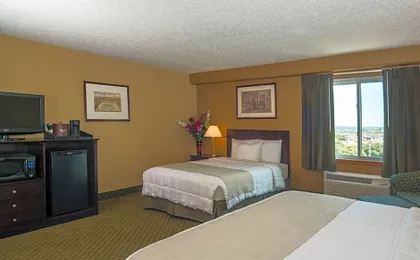 Meadowlands Plaza Hotel