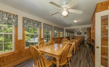 Magnolia Place 5 - Eight Bedroom Chalet