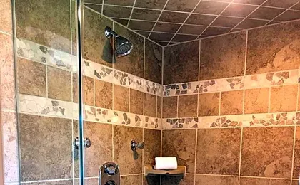 Suites at 249