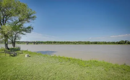 Glendive Getaway w/ Yellowstone River Access!