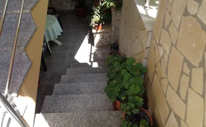Apartments Ivica - Quiet Street