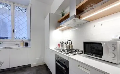Costa San Giorgio Apartment by Mamo Florence