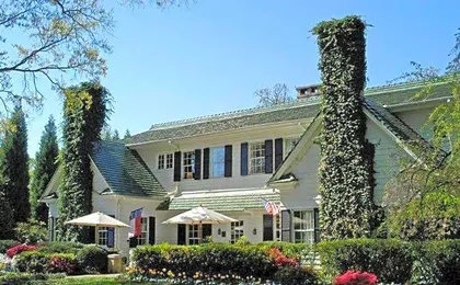 The Morehead Inn