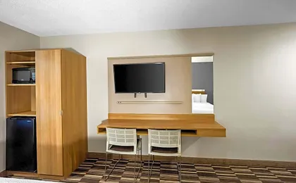 Microtel Inn & Suites by Wyndham Greensboro