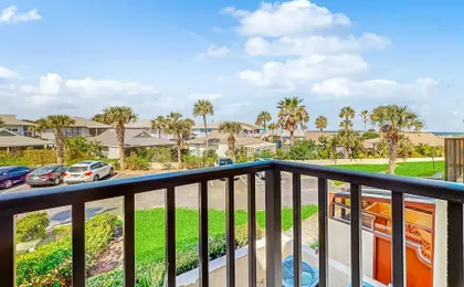 Recently Updated Resort Condo With 2 Pools, 2 Balconies, Ocean Views, Bbq, & W/D