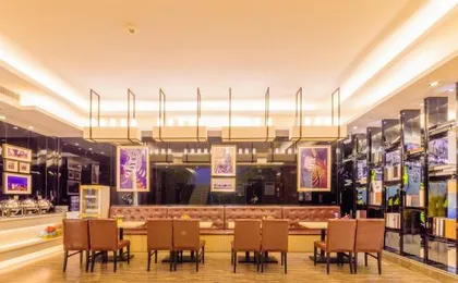 Baiyun airport konggang junyue hotel (Airport transfer Renhe subway station))