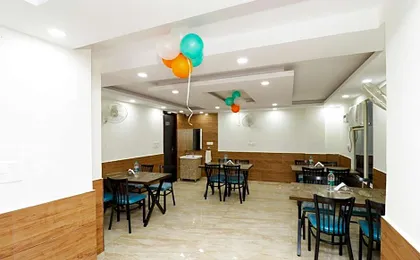 Airport Hotel Shivaka Inn