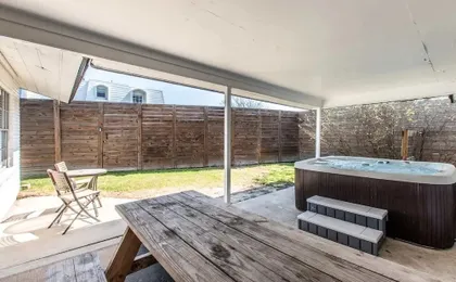 Sleep 29 - Oceanfront Retreat 2 Homes for 29-guests!